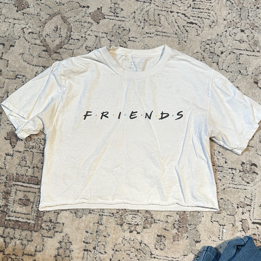 FRIENDS Off-White Short Sleeve Crop Tee